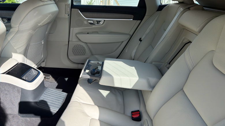 Volvo V90 2.0 T6 [350] PHEV Plus Dark 5dr AWD Auto Estate